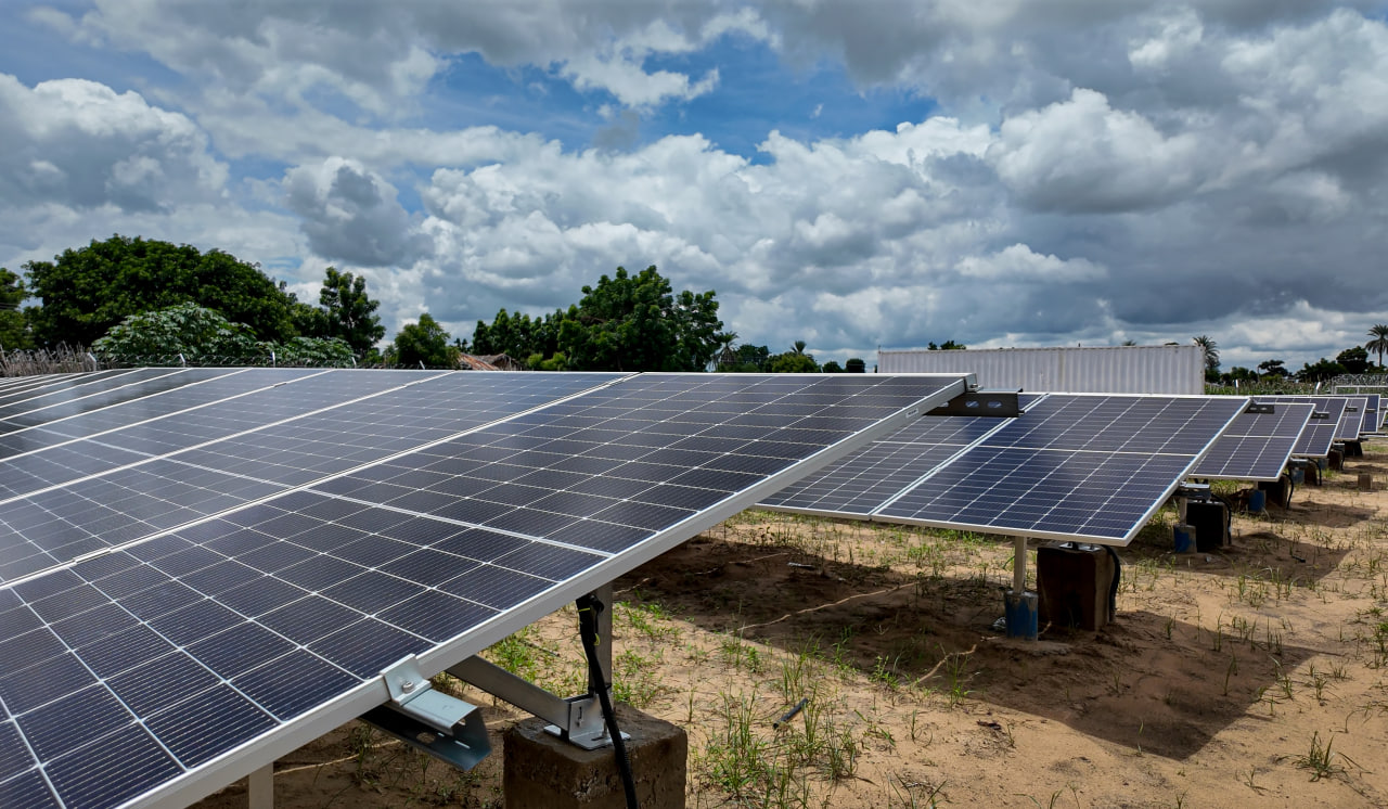 Minigrid Deployment 05, solar mini grid with smart metering