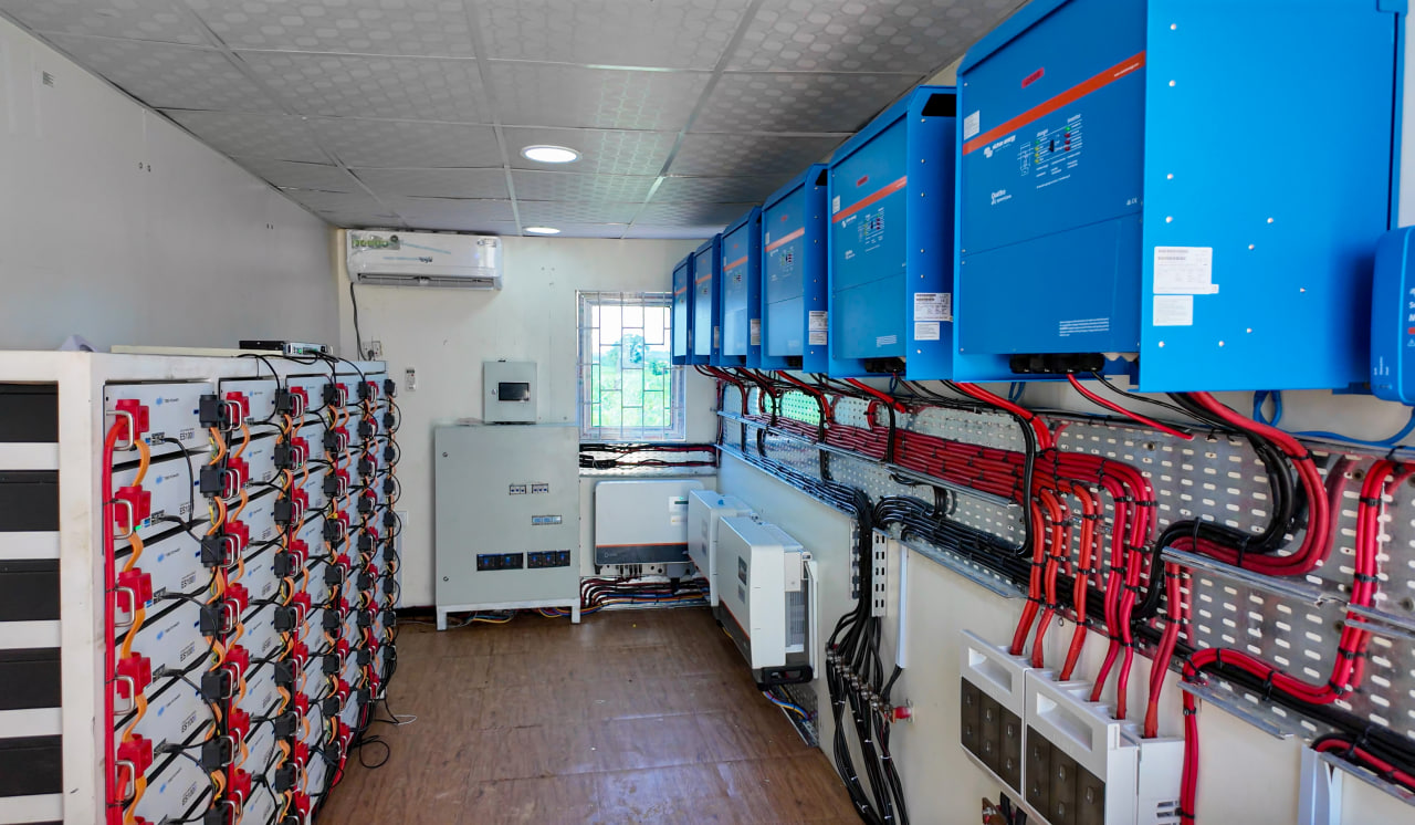 Minigrid Deployment 06, solar mini grid with smart metering