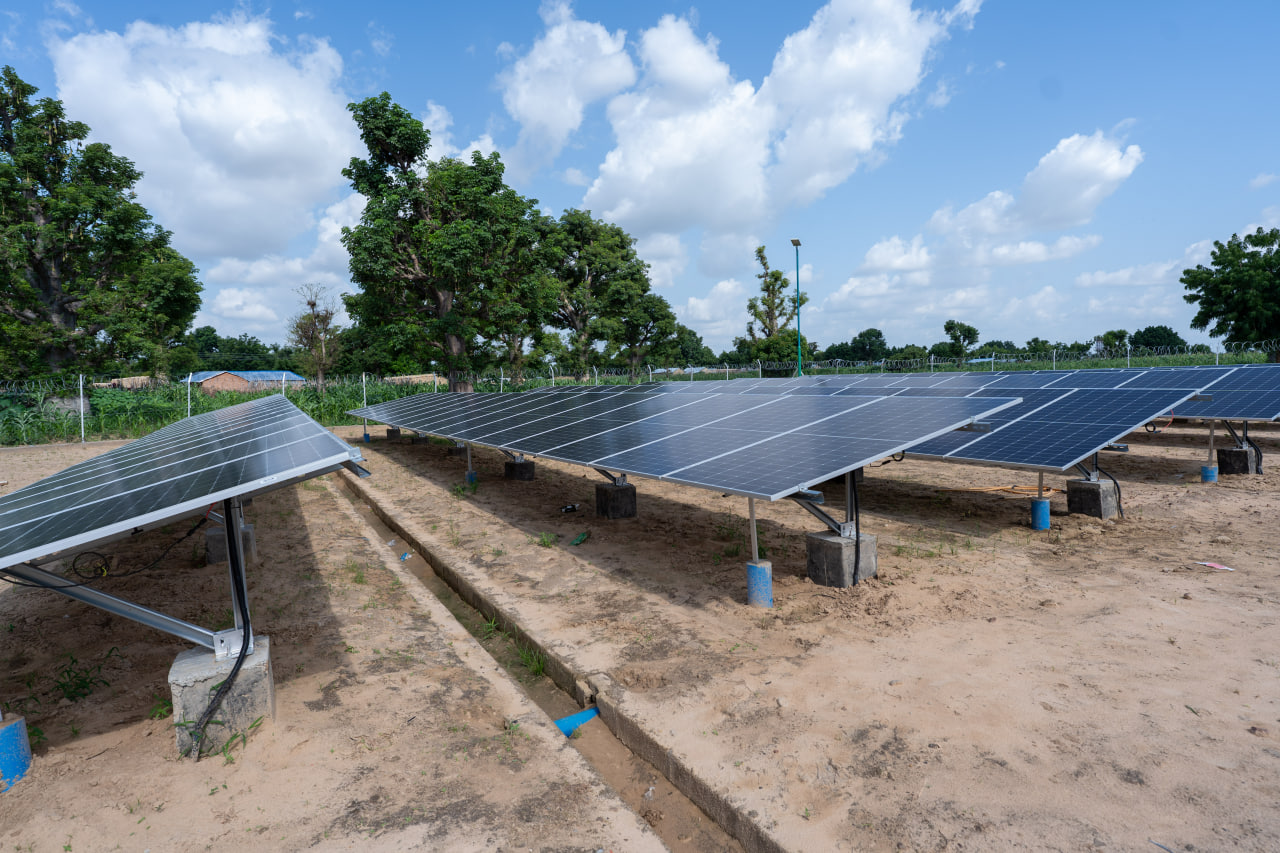 Minigrid Deployment 11, solar mini grid with smart metering